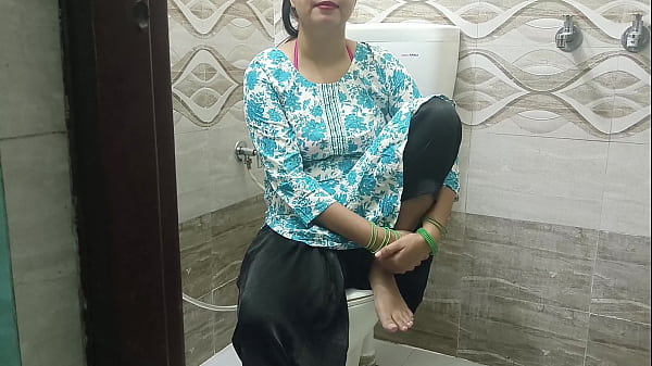 Beautiful Stepmom Fucked by Naughty step son in dirty talk