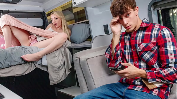 Cecelia'_s Hidden Desire: A Hot Night with Her Stepbrother