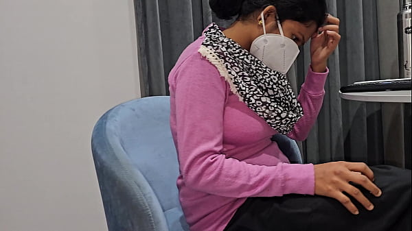 Beautiful Teen strips sexy